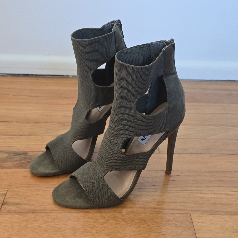 Steve Madden Lapsel Green Olive Stilleto High Heels Suede/Fabric Size 7.5